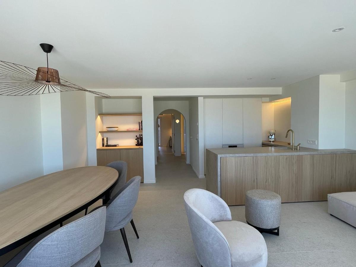 Ferienwohnung Zeedijk Oostduinkerke Frontaal Zeezicht - Volledig Gerenoveerd 2022! Exterior foto
